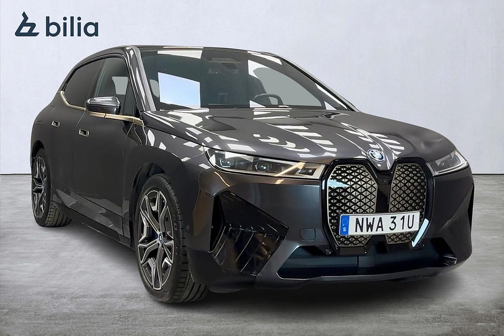 BMW iX xDrive50/360°/Laser/Pano/B&W/Soft-Close/Drag
