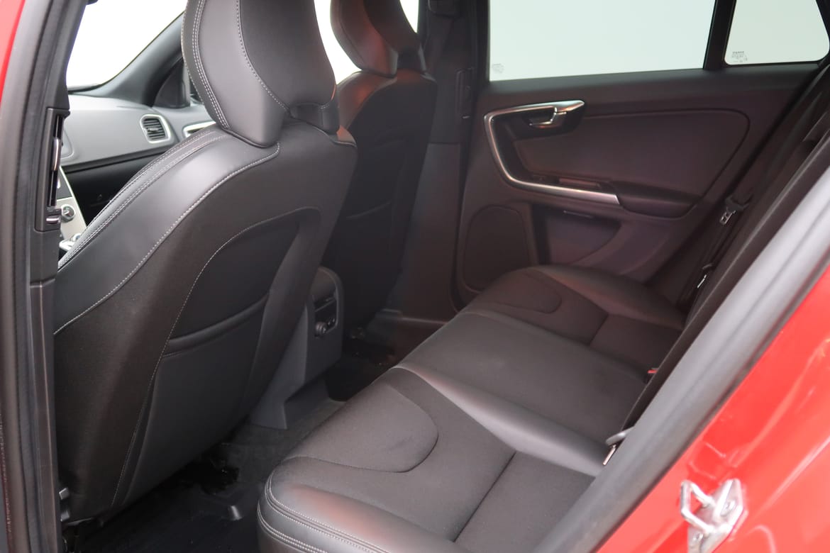 Volvo V60 Cross Country 2017, bild 5/42