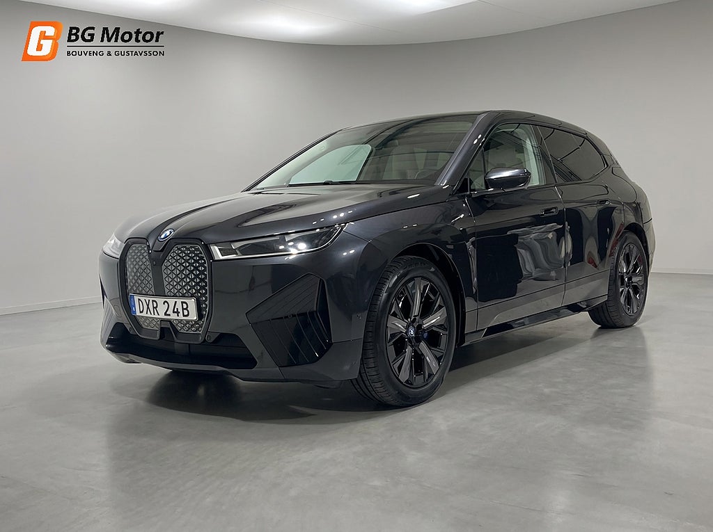 BMW iX xDrive40 Sport Package Drag/Laserlight/360/Carplay