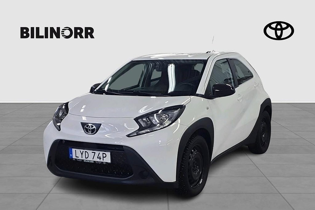 Toyota Aygo X 1.0 Play | Vinterhjul | Motorvärmare |