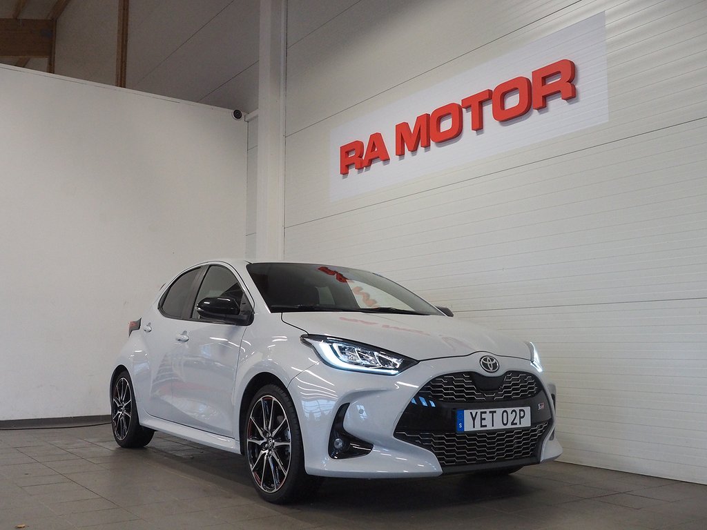 Toyota Yaris Hybrid 116hk CVT GR Sport |Navi|Backkamera|HUD| 2022