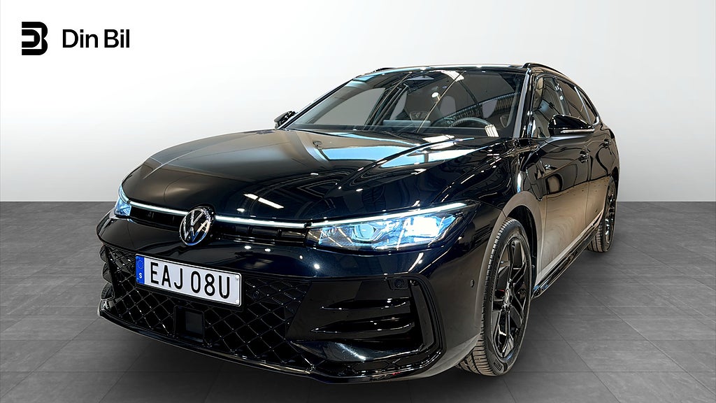 Volkswagen Passat eHybrid DSG SWE R-Line Black Panorama Drag