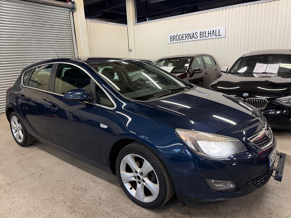 Opel Astra 1.4 Turbo Enjoy/ Motorvärmare/ Extraljus/ 6-Växel