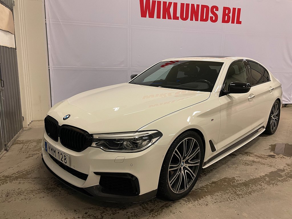 BMW M550 i 462HK xDrive Sedan Ultimate Edition Night Vision Svensksåld