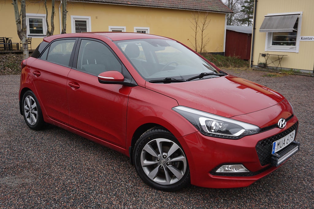 Hyundai i20 1.4 Premium Drag/Rattvärme/101hk
