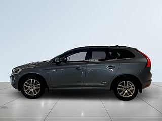 Volvo XC60 D4 AWD Aut Classic Momentum Drag Dvärm Navi Psens S&V