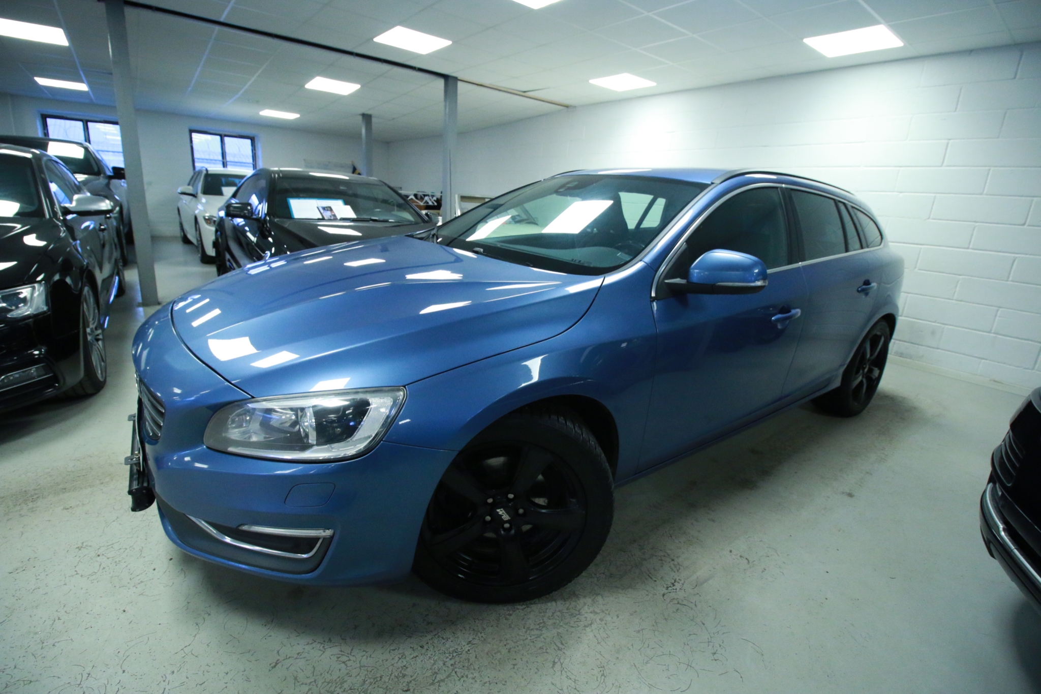 Volvo V60 2014, kuva 3/40