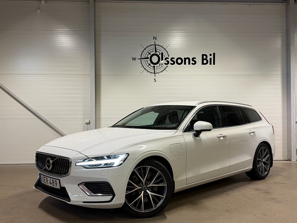 Volvo V60 Recharge T6 AWD Aut Drag B-kam GPS Värmare Keyless