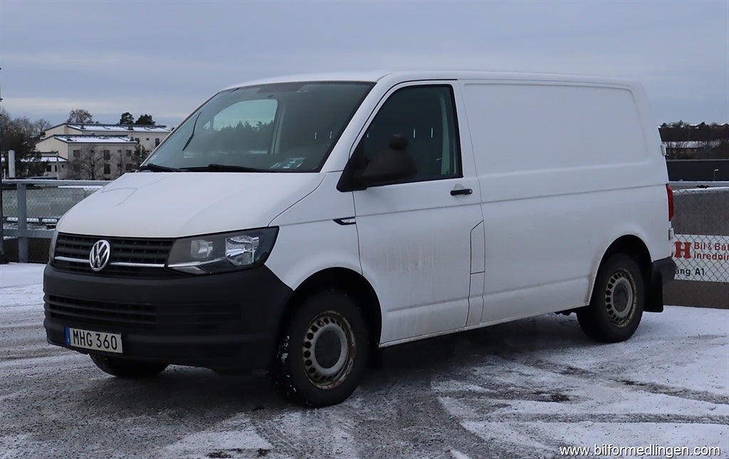 Volkswagen Transporter 2.0 TDI 102hk Värmare S/V-hjul Dragkrok