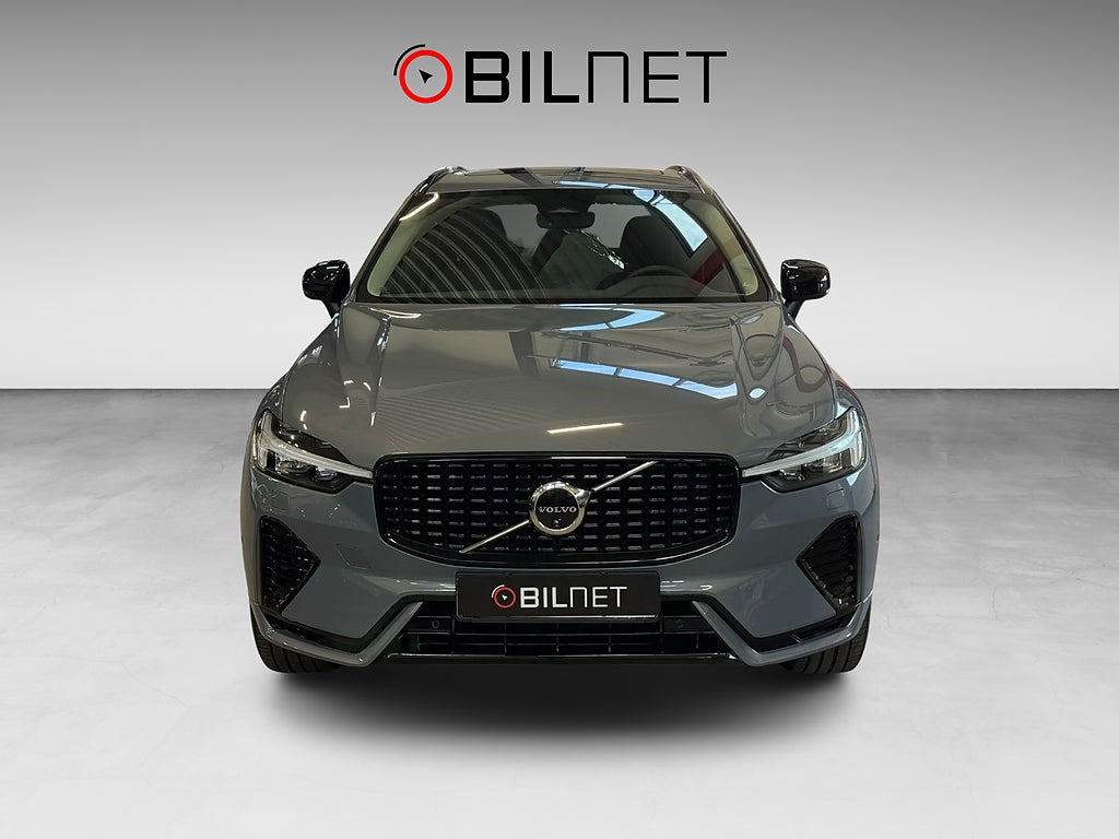 Volvo XC60 Recharge T6 AWD Aut Dark Edition Pano H/K Drag 19"