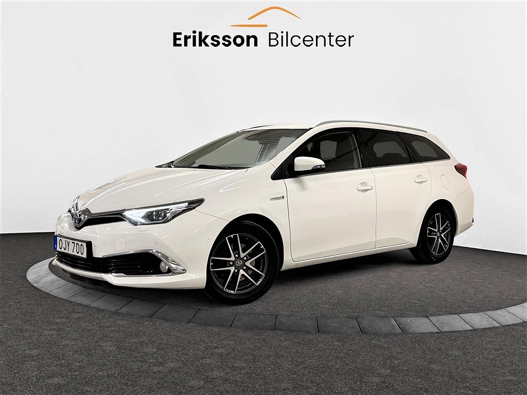 Toyota Auris Touring Sports Hybrid e-CVT Executive 136hk B-kam/Eu-6
