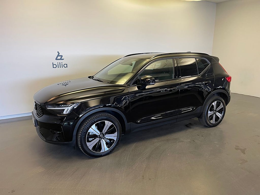 Volvo XC40 Recharge T4 Plus Dark / Tonade rutor / Harman Kardon / Navigatio