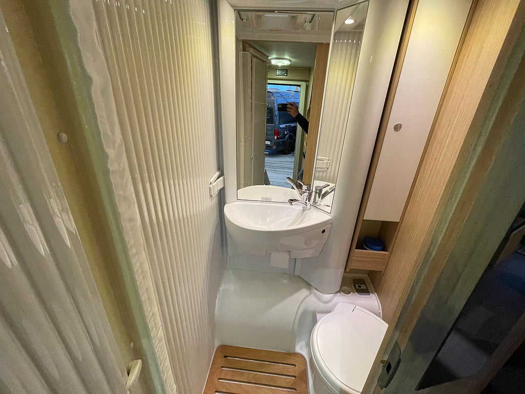 Sunlight A 72 / Automat 150hk / Våningssäng / 6 bältad /  - Sunlight