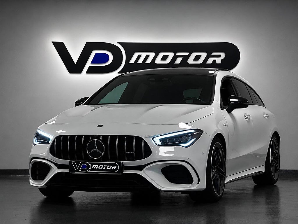 Mercedes-Benz AMG CLA 45 S 4M+ Skalstolar Pano Burm HuD Night Värm 421hk