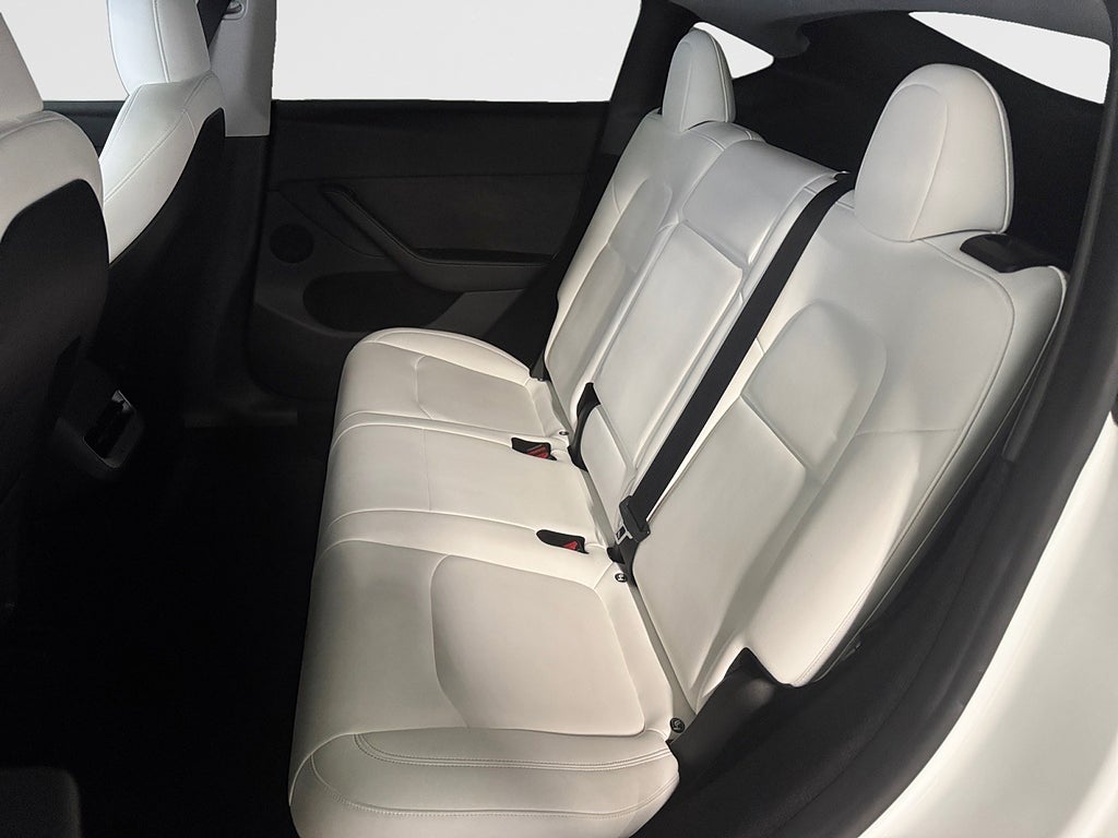 Tesla Model Y Performance 534 hk Adaptiv Farth 21" Panorama Helskinn bild 16