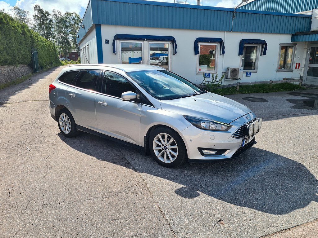 Ford Focus Kombi 1.6 TDCi Titanium Euro 5