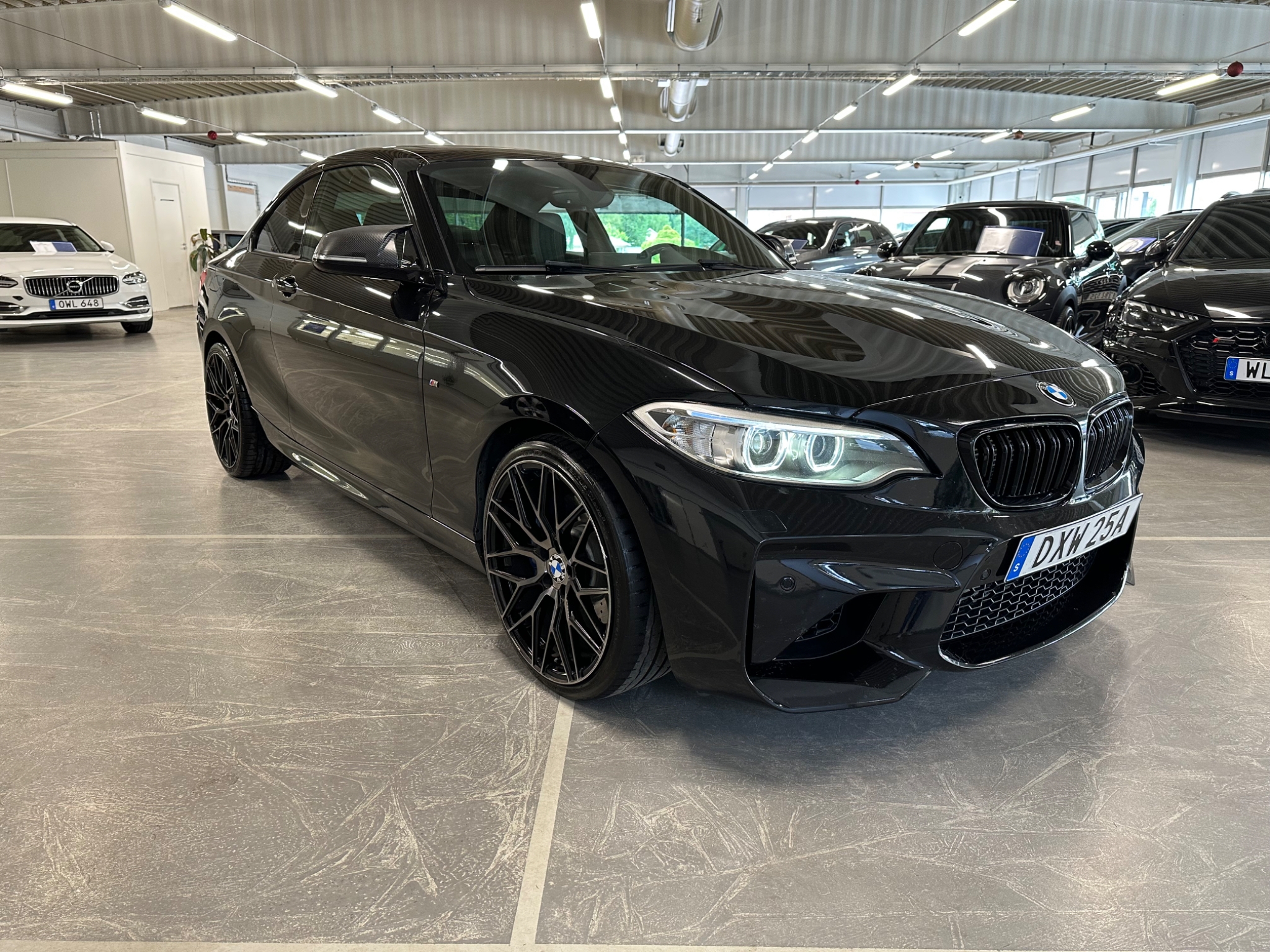 BMW M235i xDrive Coupé Taklucka 2016, bild 2/40