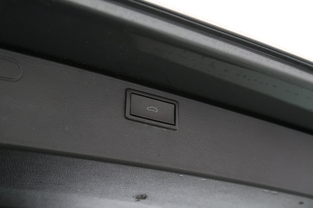 Volkswagen Multivan T6.1 TDI 4M Highline DSG Värmare Drag 2020