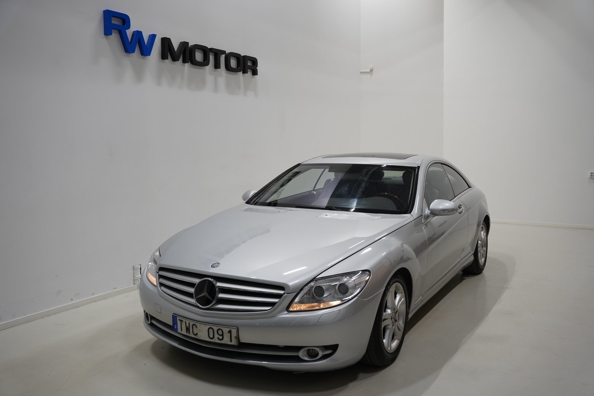 Mercedes-Benz CL 2007, kuva 2/10