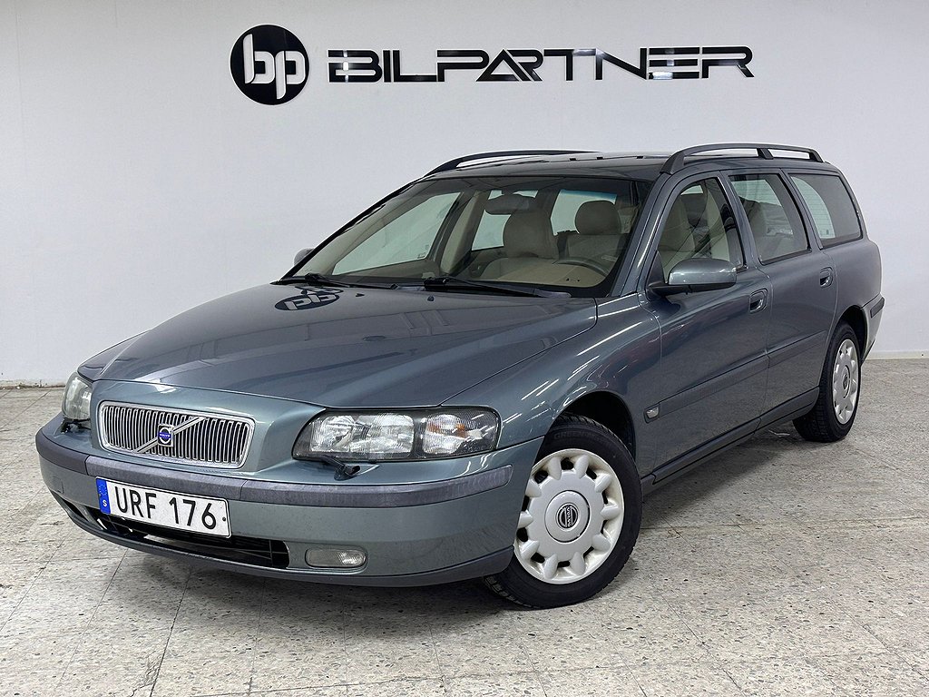 Volvo V70 2.4 Business I NY SERVAD