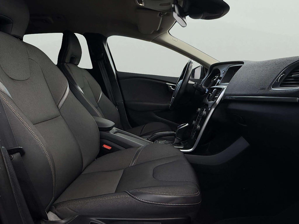 Volvo V40 Cross Country D3 Geartronic Momentum Kamera Blis Gps - miniatyr 14