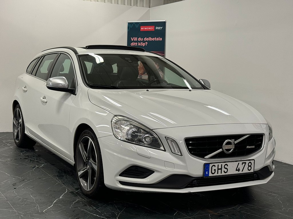 Volvo V60 D4 AWD Geartronic  R-Design Drag|Navi|Taklucka|Keyless