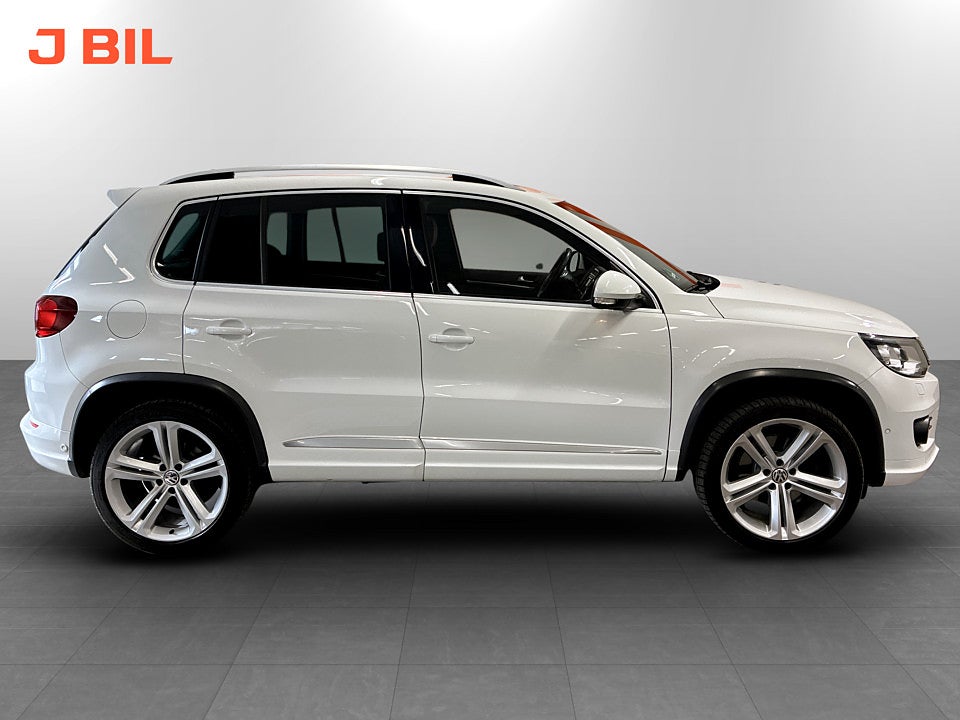 Bild på Volkswagen Tiguan R-Line 2.0 TDI DPF 184hk Aut 4WD B-KAMERA PANO