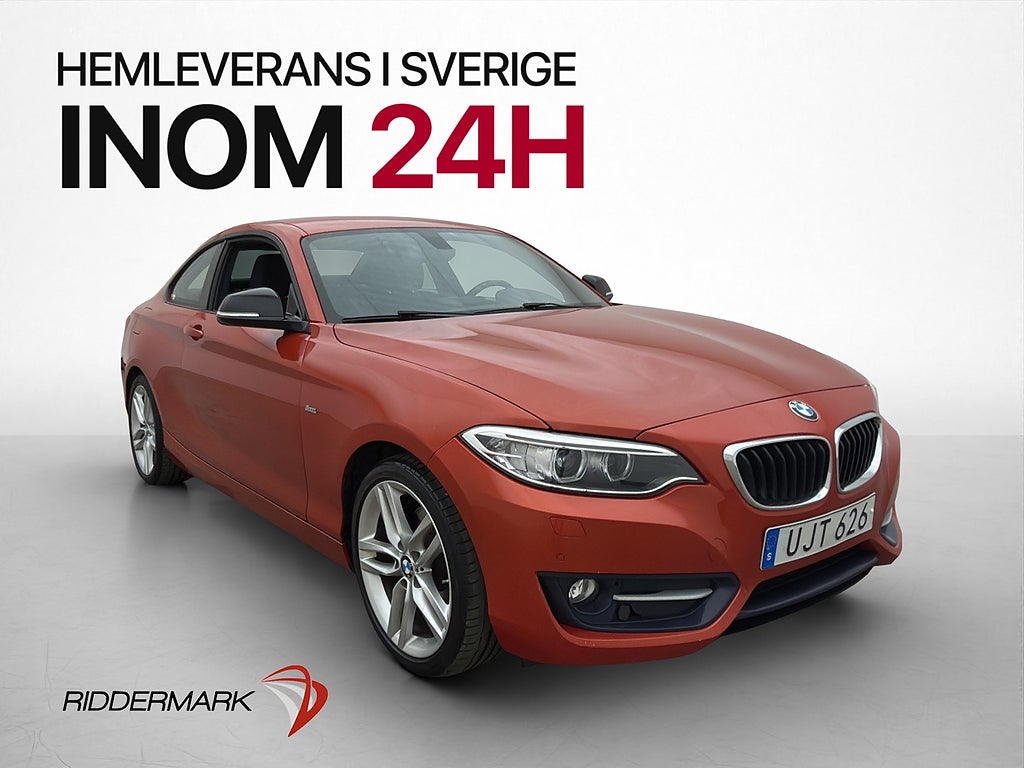 BMW 220 i Coupé  Sport line Kamera Halvskinn Keyless Elstol