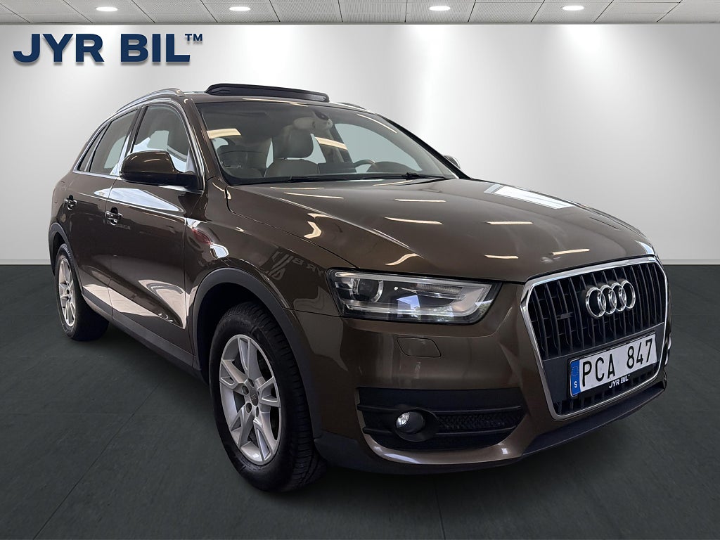 Audi Q3 2.0 TDI quattro S Tronic / Drag /Pano / BOSE / Skinn