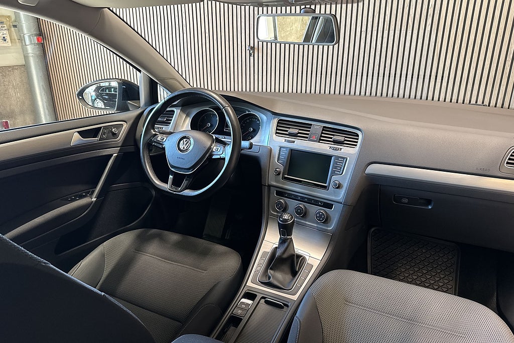Volkswagen Golf 5-dörrar 1.6 TDI DPF BMT 4Motion Base