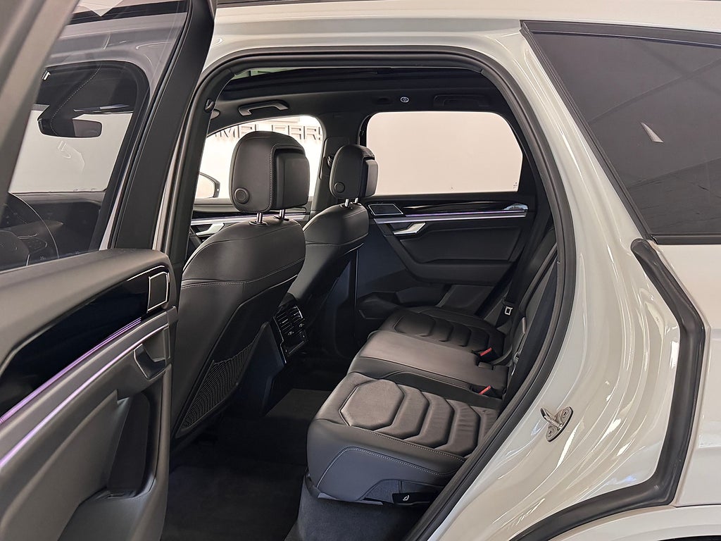 Volkswagen Touareg 2021 - miniatyr 15