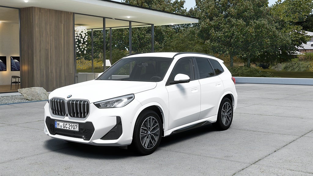 BMW X1 sDrive18i M Sport Active Ed Drag Rattvärme Tonade Rutor | Ränta