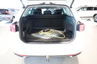 Kombi Volkswagen Passat 23 av 24