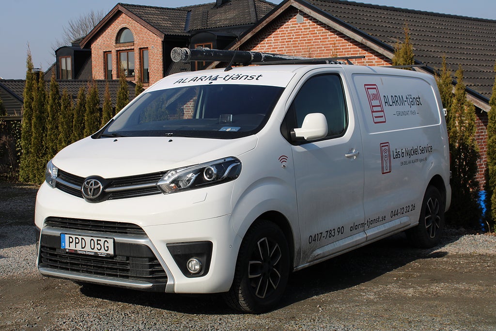 Toyota ProAce Skåpbil