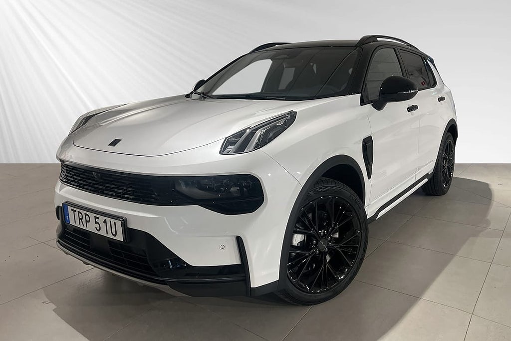 Lynk & Co 01 PHEV More