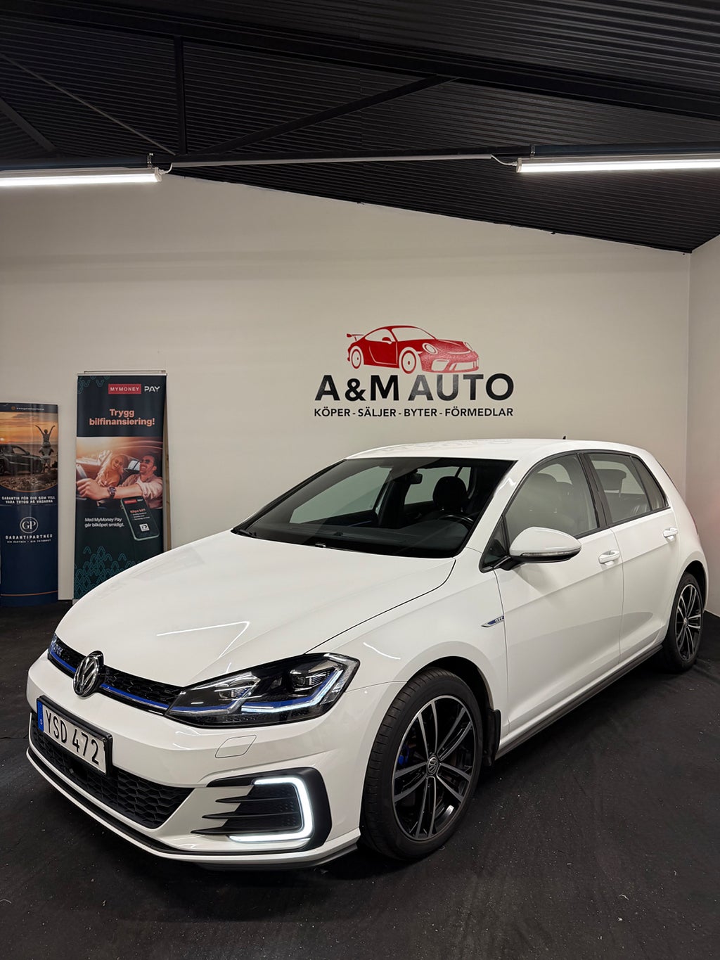 Volkswagen Golf GTE 1.4 TSI ACT GTE - Apple CarPlay / Ny Servad