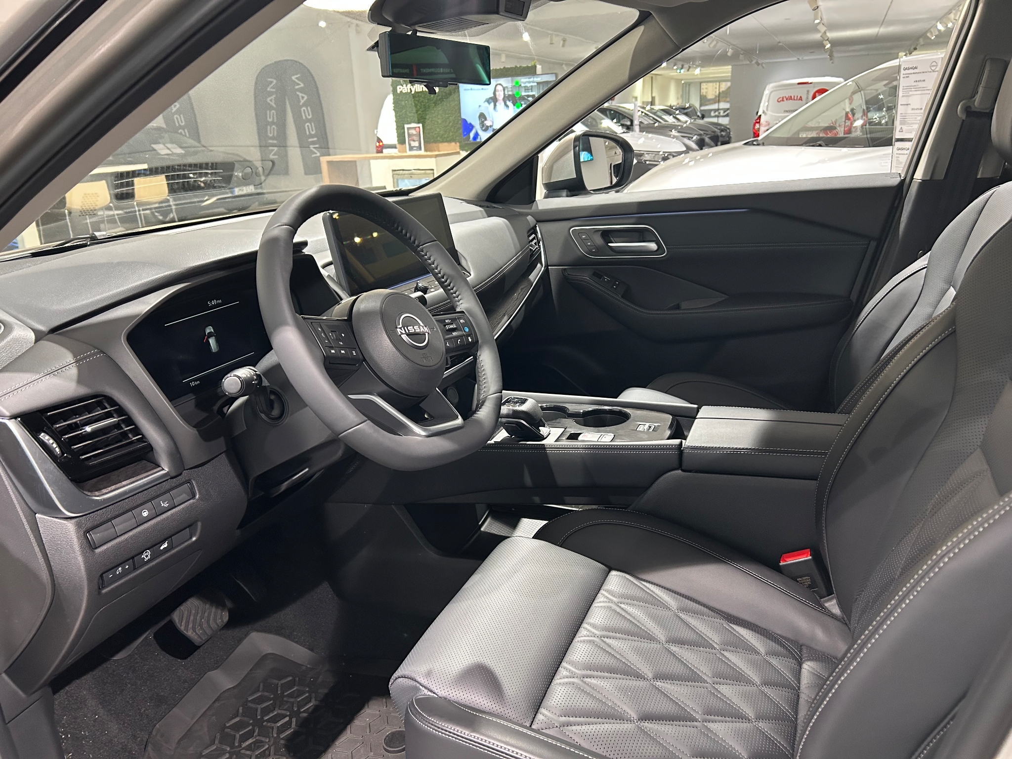 Nissan X-Trail 2026, bild 2/10
