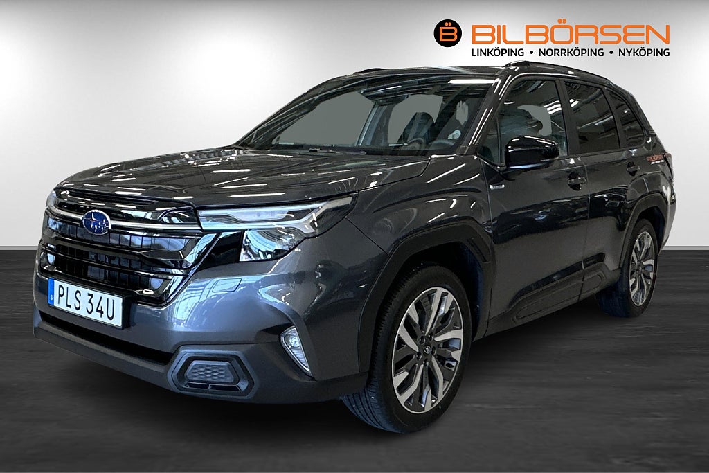 Subaru Forester e-Boxer Touring DEMO