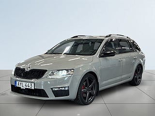 Skoda Octavia Kombi 2.0 TDI 4×4 RS S&V-hjul/Carplay/Drag/Canton/Skinn – bild 16