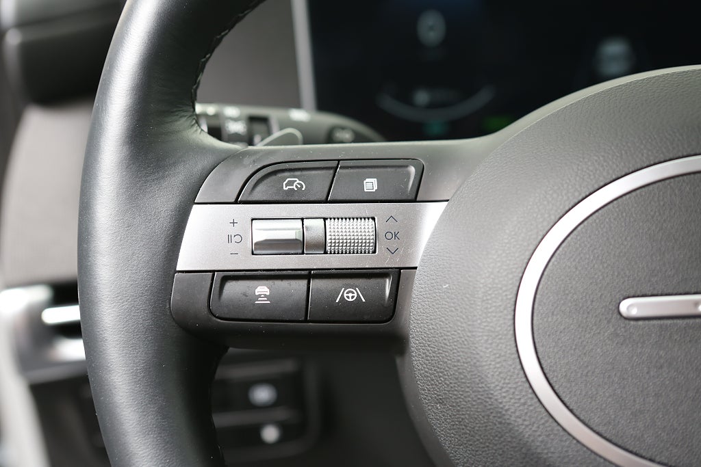 Hyundai Tucson Fullhybrid 4WD Advanced Navi Kamera Skinn *Superkampanj 2026