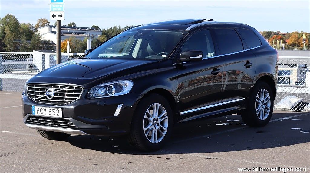 Volvo XC60 D5 AWD 220hk Summum Pano Navi Värmare
