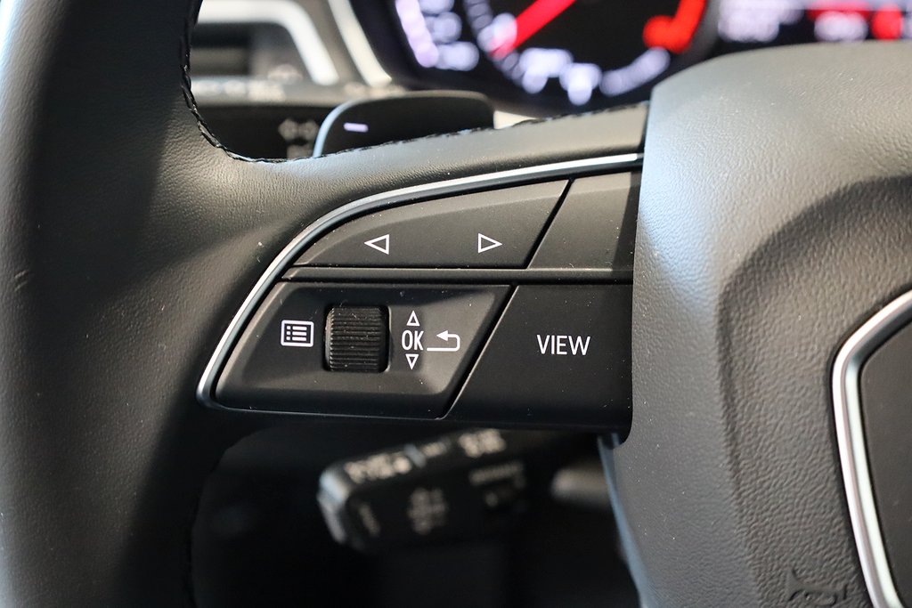Audi A4 40 TFSI Aut Quattro 204HK MHEV Drag Navi Värmare 2023