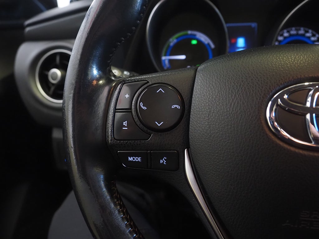 Toyota Auris Touring Sports Hybrid e-CVT Active 136hk | Bluetooth | 2018