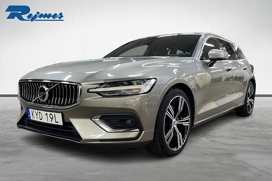 Volvo V60 T5 Inscription/HUD/360-Kam/Pano/Navi/H&K/SE SPEC