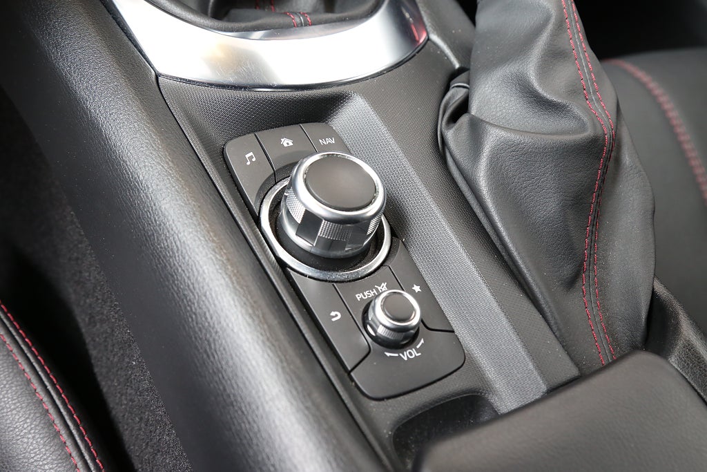 Mazda MX-5 2,0 SKYACTIV-G 160hk Soft Top (Cab) Skinn Navi