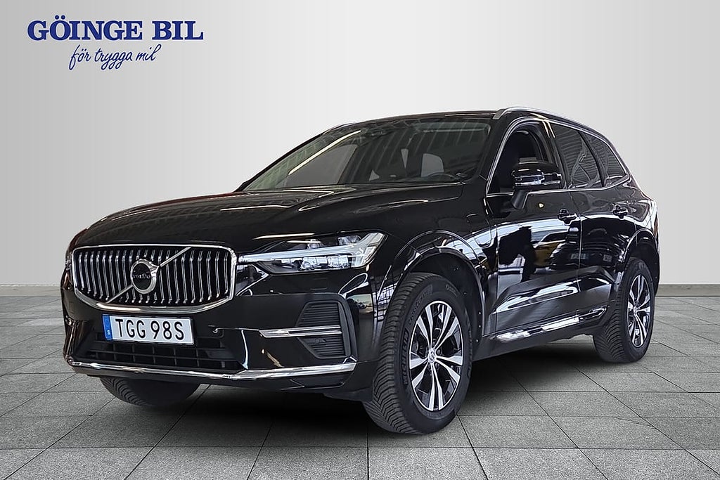Volvo XC60 Recharge T6 Core Edition Skinn/ Drag/ Navi/ Kamera