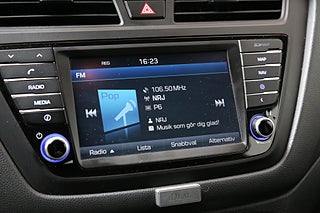 Halvkombi Hyundai i20 21 av 24