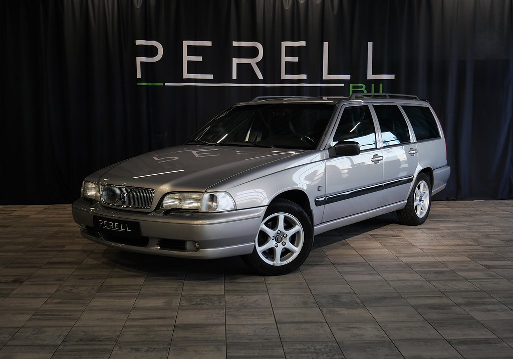 Volvo V70 2.5 Greyline / Mycket fin/ Få ägare