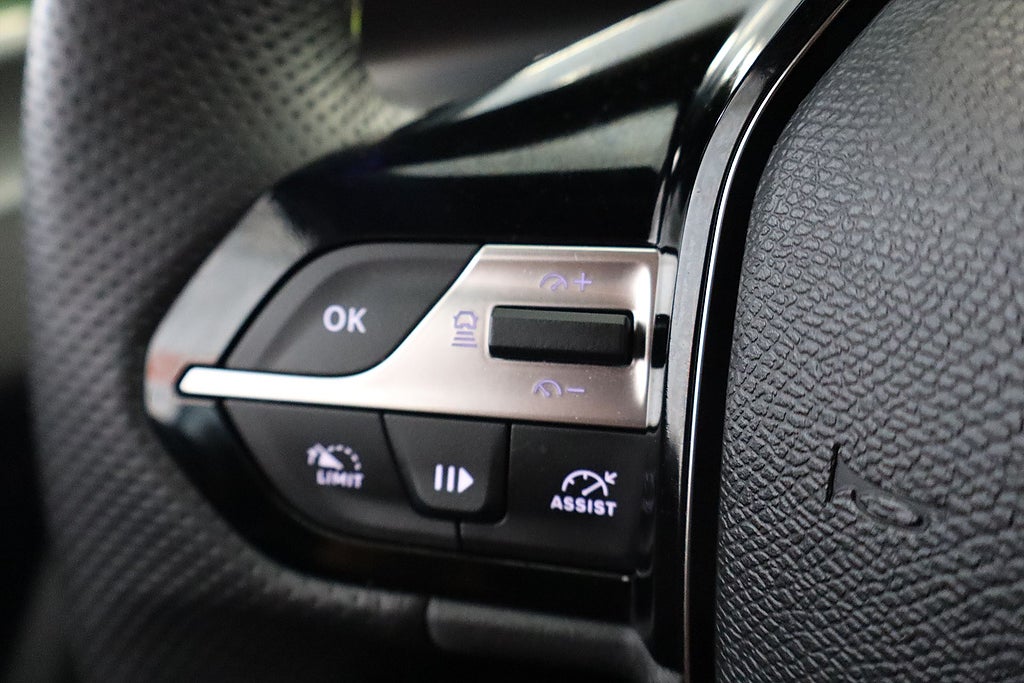 Bild på Peugeot 408 GT 1.2 PT 130hk Aut - ELBAKLUCKA