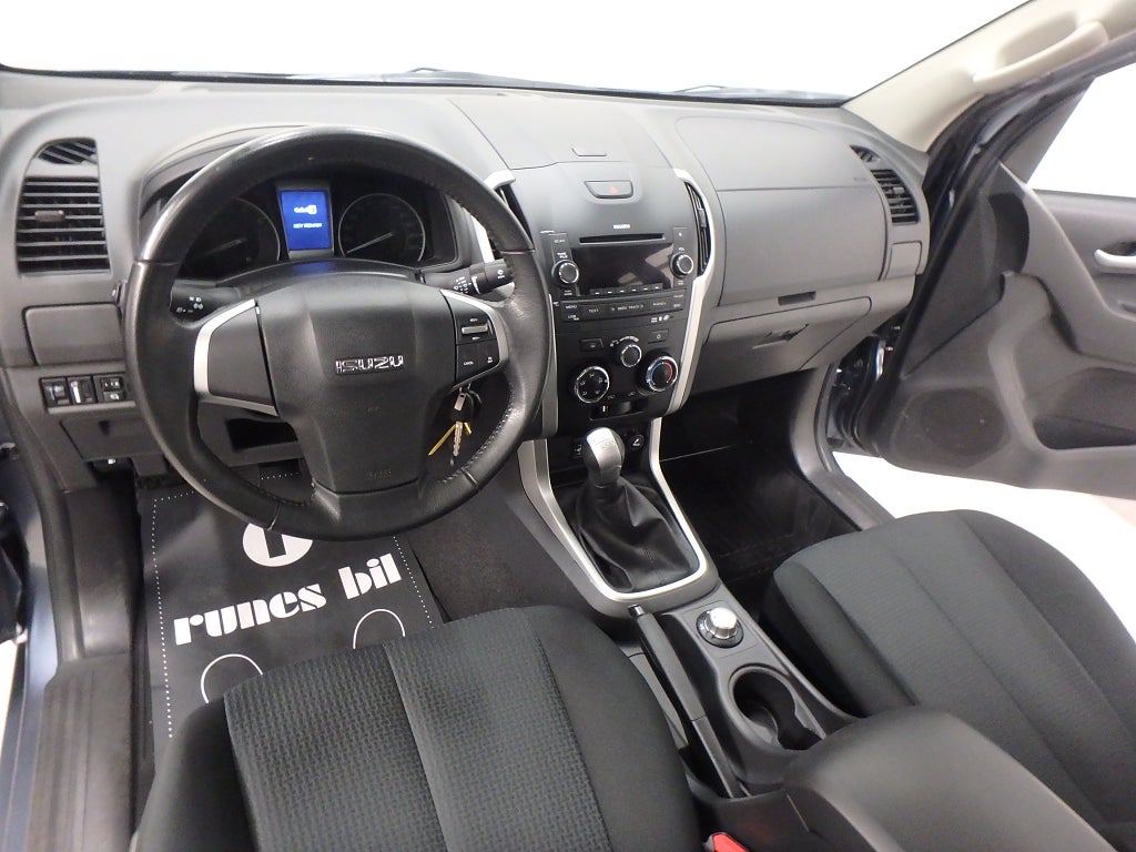 Isuzu D-Max 2015 - miniatyr 8